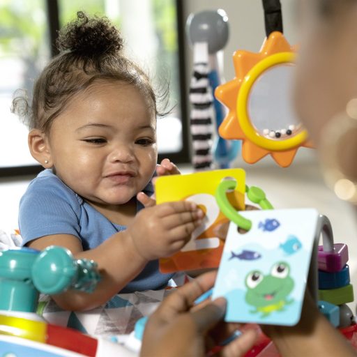 BABY EINSTEIN Ugráló/aktívcentrum 2in1 Ocean Explorers Airplane Adventure™ 6hó+  12 kg-ig