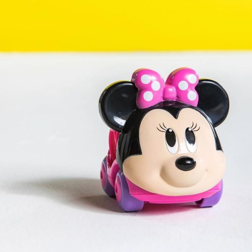 DISNEY BABY Játék kisautó Minnie Go Grippers™ 6hó+