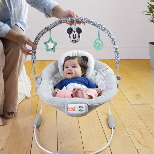 BRIGHT STARTS Rezgő pihenőszék dallamokkal Mickey Mouse Cloudscapes™ 0hó+, 9kg-ig