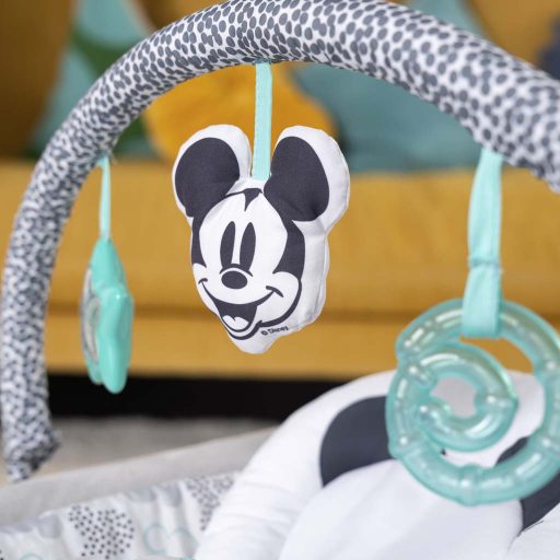BRIGHT STARTS Rezgő pihenőszék dallamokkal Mickey Mouse Cloudscapes™ 0hó+, 9kg-ig