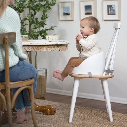 INGENUITY Ülésmagasító étkezőszkre Ity Simplicity Seat™ Easy Clean Booster Oat 15 kg-ig