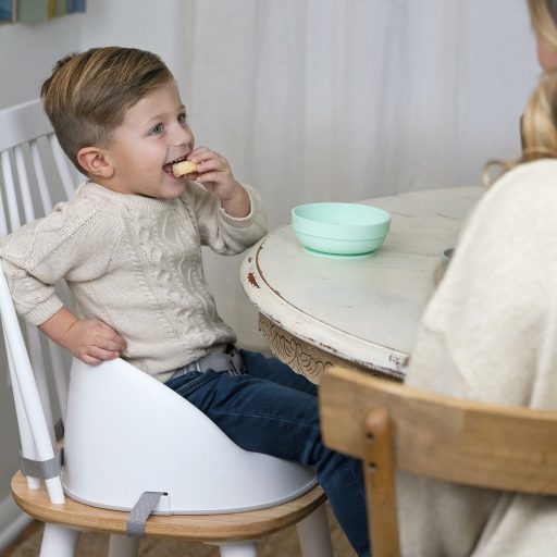INGENUITY Ülésmagasító étkezőszkre Ity Simplicity Seat™ Easy Clean Booster Oat 15 kg-ig
