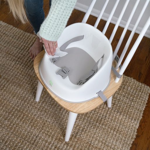 INGENUITY Ülésmagasító étkezőszkre Ity Simplicity Seat™ Easy Clean Booster Oat 15 kg-ig
