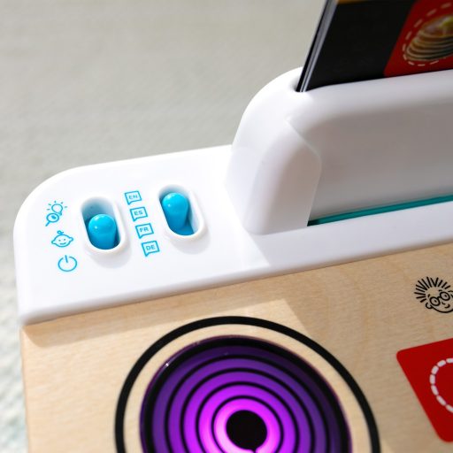 BABY EINSTEIN Zenélő játék konyha Magic Touch Kitchen™ Pretend to Cook HAPE 9hó+