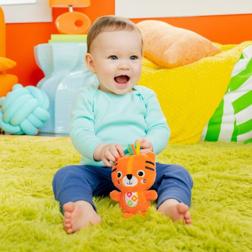 BRIGHT STARTS Plüss csörgő C-karikán tigris Jingle Joy™  0hó+