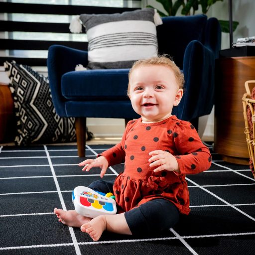 BABY EINSTEIN Zenélő játék Piano 3hó+