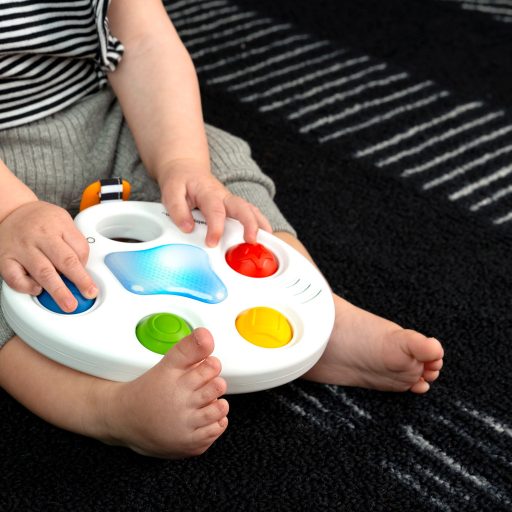 BABY EINSTEIN Zenélő érzékszervi játék Color Palette Popper 6-36hó