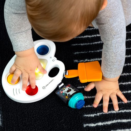 BABY EINSTEIN Zenélő érzékszervi játék Color Palette Popper 6-36hó