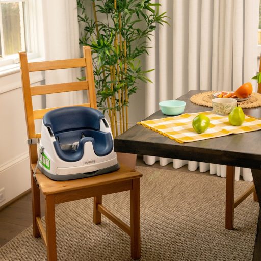 INGENUITY 2in1 Baby Base™ etetőszék-ülés Night Sky 6m+ do 22kg