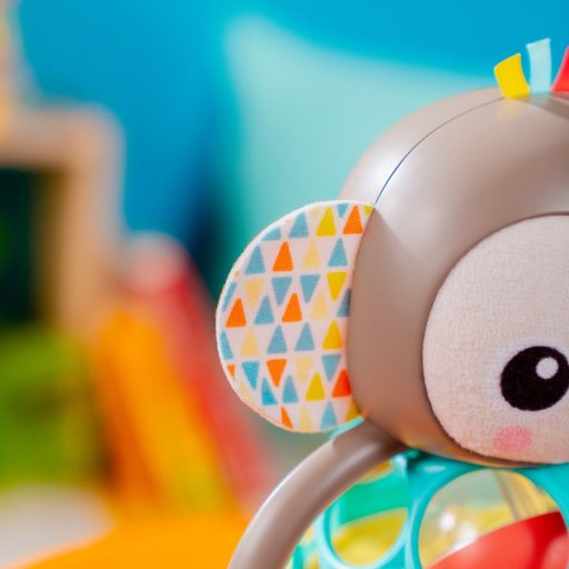 OBALL Érzékszervi játék Grab & Giggle Monkey™ 6hó+