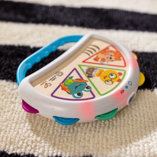BABY EINSTEIN Játék zenélő tamburin Tap & Shake™ Magic Touch™ HAPE 6hó+
