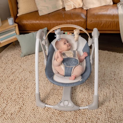 INGENUITY Átalakítható hinta dallamokkal Swing 'n Go Chambray 0hó+  9kg-ig