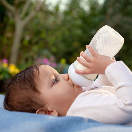 Philips AVENT Natural Response cumisüveg 330 ml, 3h+ +akció