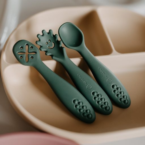 PETITE&MARS Szilikon gyakorló kanál szett 3 db Take&Match Desert Sand 6m+