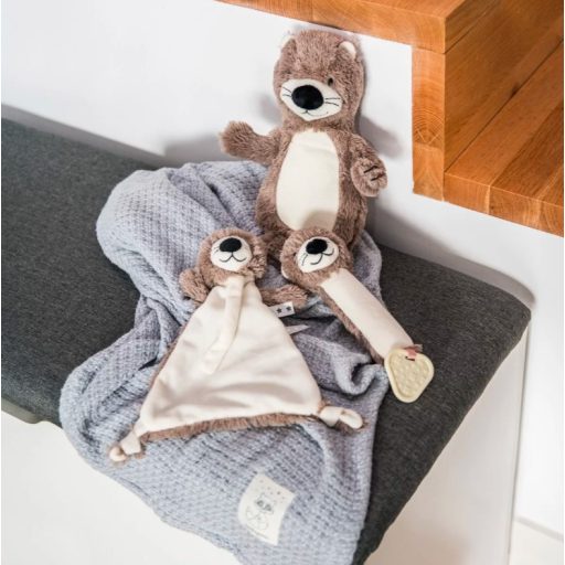 BABYONO Szundikendő játék cumitartóval vidra Maggie