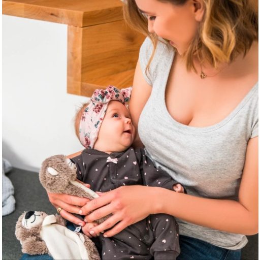 BABYONO Szundikendő játék cumitartóval vidra Maggie