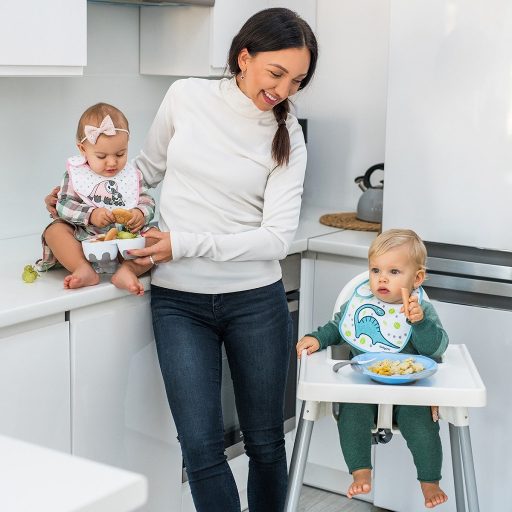 BABYONO Előke Frottír, kicsi, vízálló dinó 3hó+