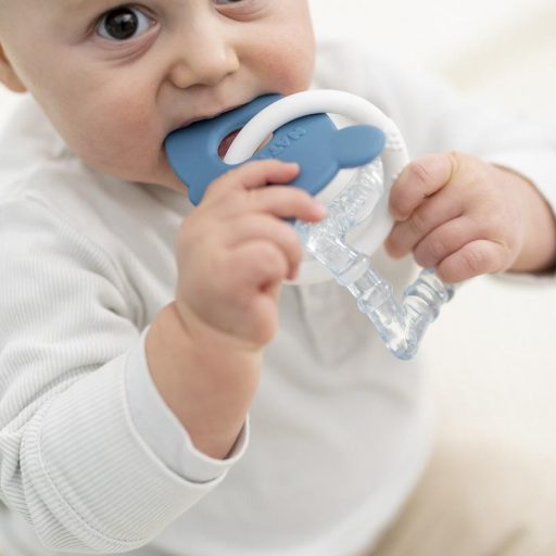 NATTOU Szilikon rágóka hűthető résszel BPA mentes kék egér