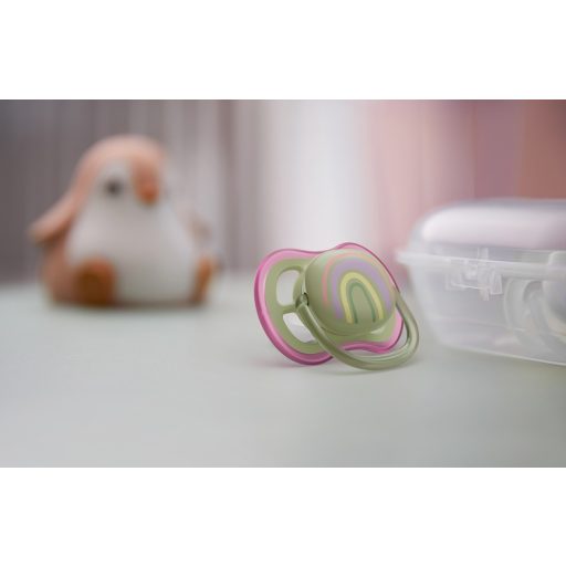 Philips AVENT SCF085/59 Játszócumi Ultra air mintás 0-6hó lányos (szivárvány), 2db
