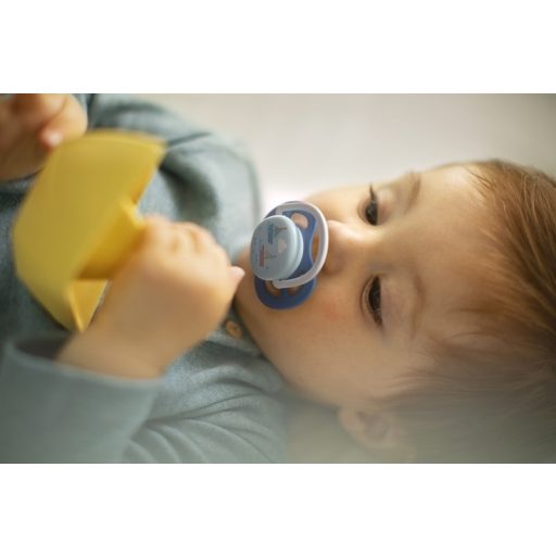 Philips AVENT SCF080/03 Ultra air játszócumi Text 6-18 hó fiús 2 db