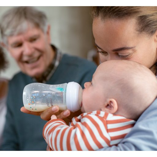 Philips AVENT Natural Response cumisüveg AirFree szeleppel 260 ml, 1m+, medve