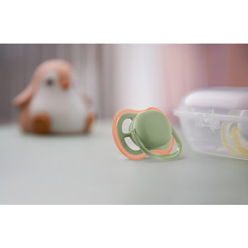 Philips AVENT SCF085/20 ultra air játszócumi neutral 6-18hó 2db