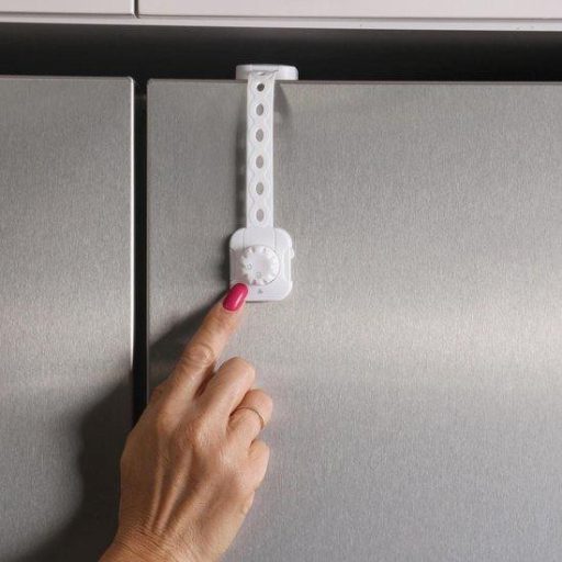 DREAMBABY Biztonsági zár univerzális TWIST 'N LOCK 6 darab fehér