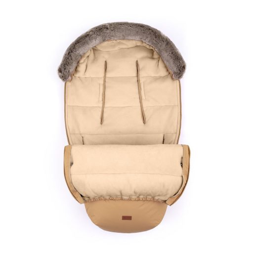 PETITE&MARS Téli szett Comfy 4in1 bundazsák + kézmelegítő kesztyű babakocsira Furry Elegant Caramel