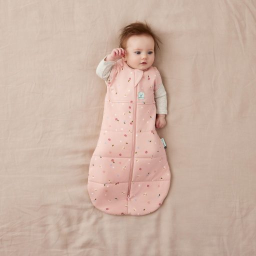 ERGOPOUCH Bebújós és alvózsák 2 az 1-ben Cocoon Daisies 0-3 h, 3-6 kg, 2,5 tog