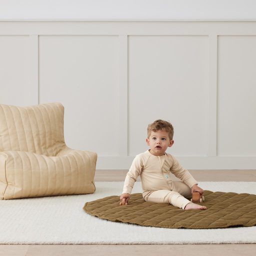 ERGOPOUCH Aludni való overál organikus pamut Layers Vanilla 3-6 h, 6-8 kg, 1 tog